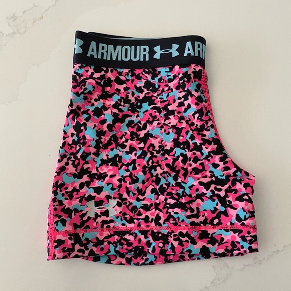 Selling - Picture 2 of 3